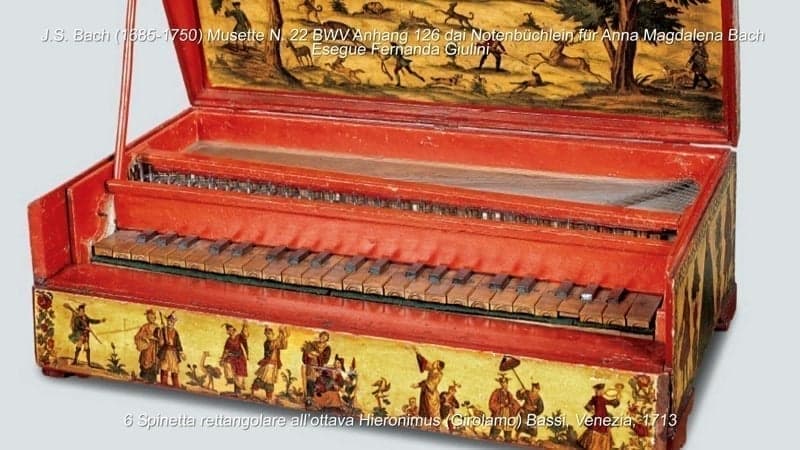 Spinetta rettangolare all'ottava Hieronimus (Girolamo) Bassi, Venezia, 1713 (N. 6 della collezione) Pianoforte a coda Steinway & Sons Modello S, New York, 1926 (N. 81 della collezione)